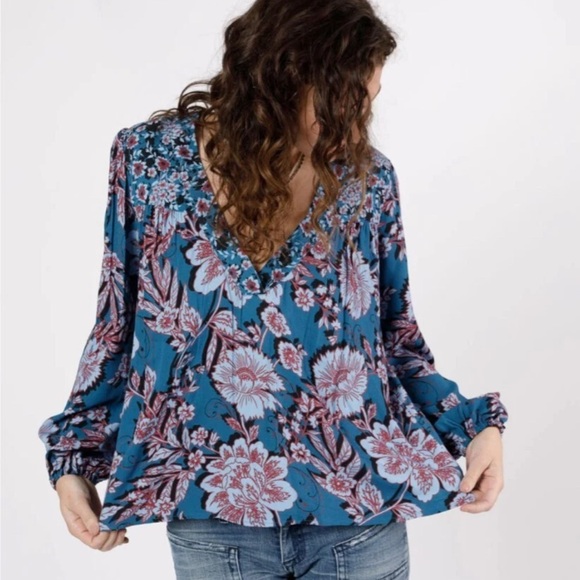 Band Of The Free Tops - New - Band of the Free Josie Mixed Print Long Sleeve Top Peri Blue